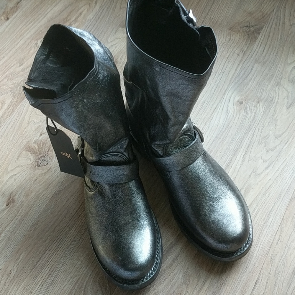 Frye Veronica Short Slouch Boots Metallic Black - Picture 3 of 8